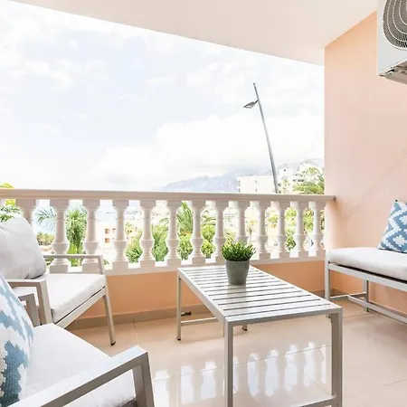 Beachfront Views Ac Parking Quiet 2 Bed 2 Bath New *
