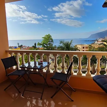 Beachfront Views Ac Parking Quiet 2 Bed 2 Bath New